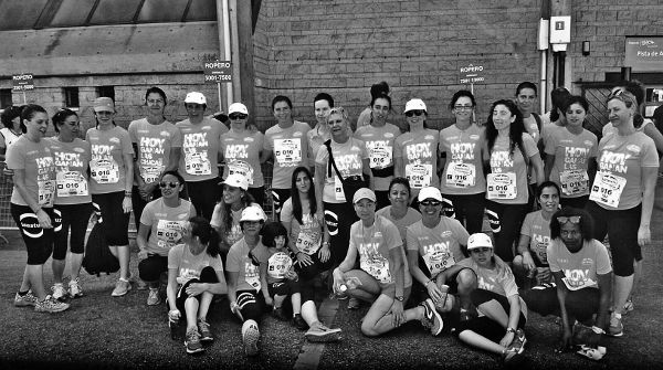 Participantes en la Carrera de la Mujer